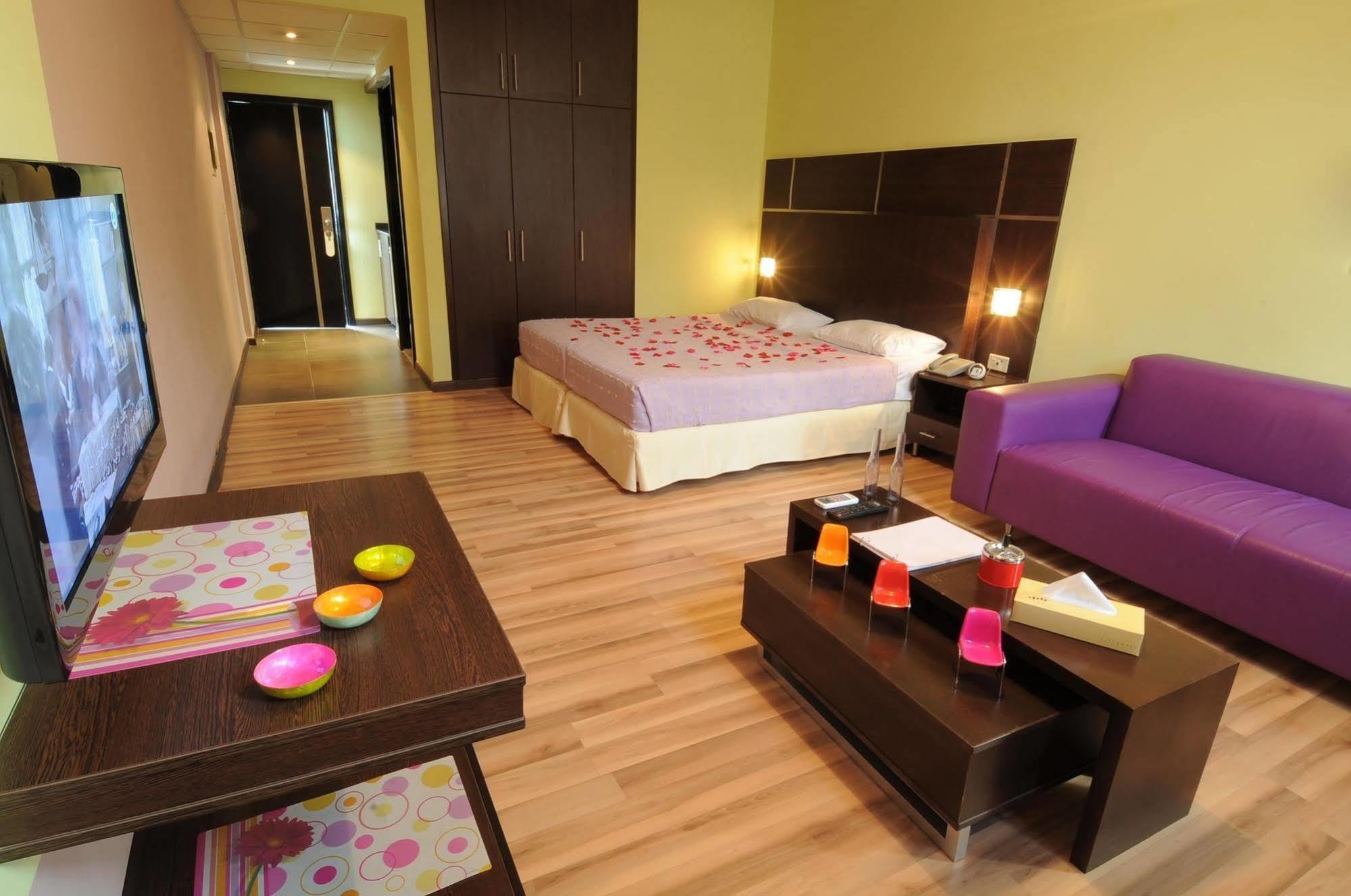 Suite Hotel Merlot - Beirut Exterior foto